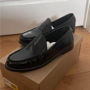 Brand new Steve Madden loafer